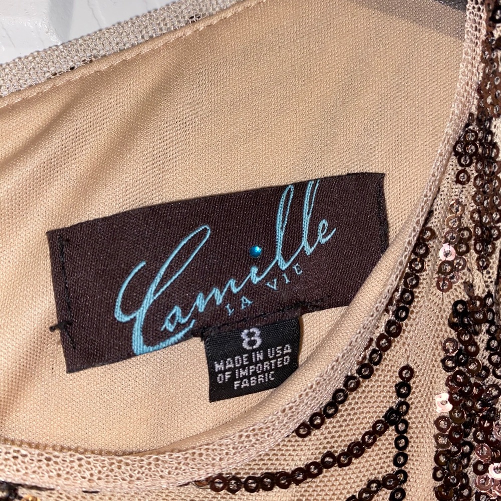 Beautiful gown only wore once - Picture 3 of 5